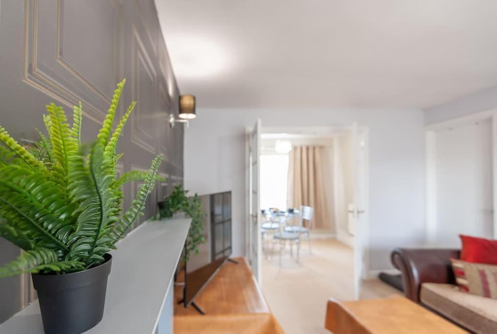 Leed City Centre - Armley Wortley Лідс Екстер'єр фото