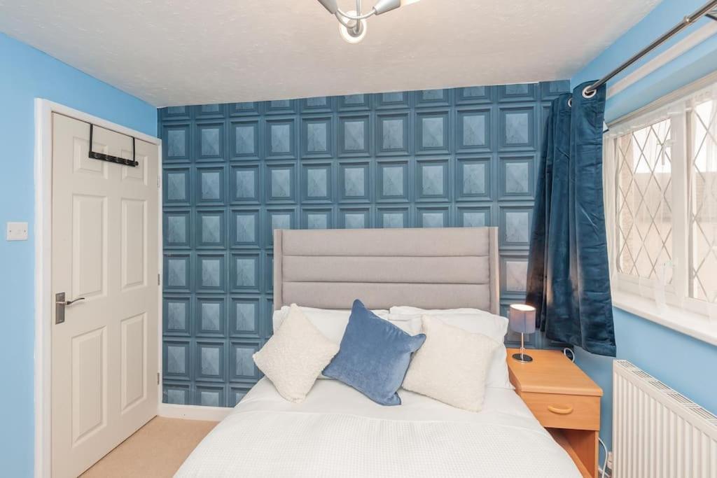 Leed City Centre - Armley Wortley Лідс Екстер'єр фото