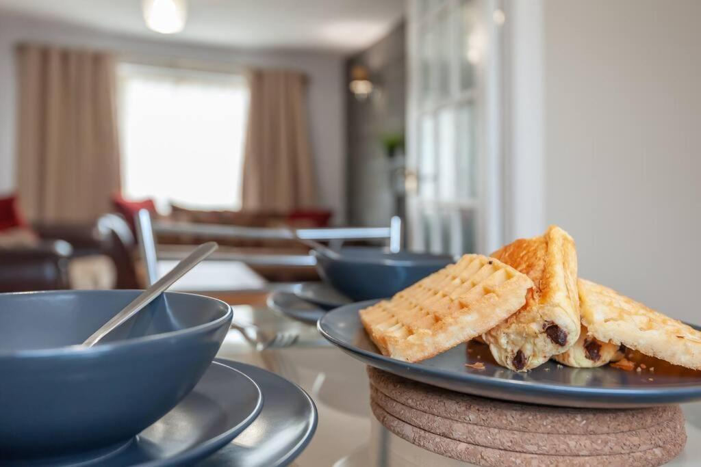 Leed City Centre - Armley Wortley Лідс Екстер'єр фото