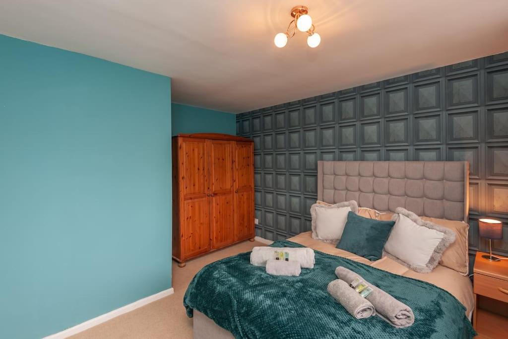 Leed City Centre - Armley Wortley Лідс Екстер'єр фото