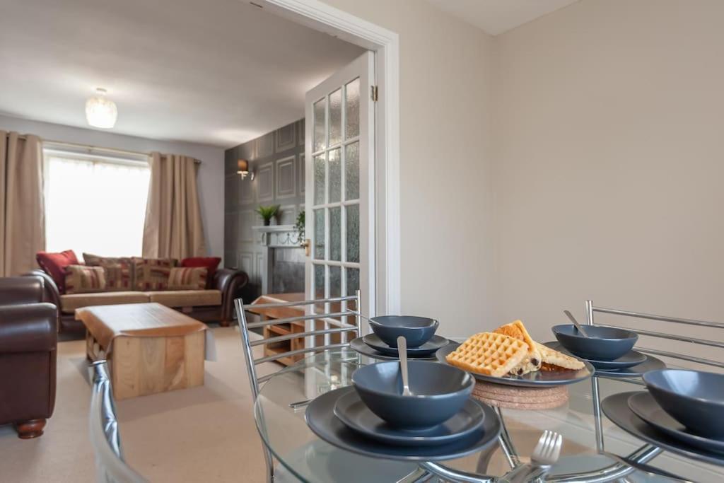 Leed City Centre - Armley Wortley Лідс Екстер'єр фото